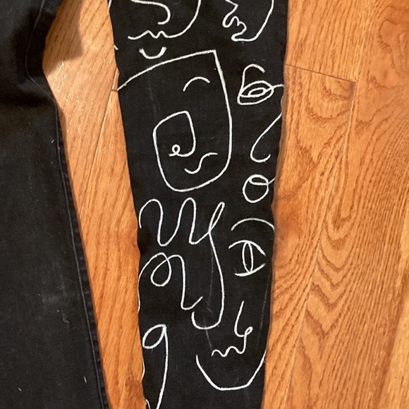 Hand painted white face drawing Matisse Picasso style on black American Eagle 10 - Picture 6 of 10